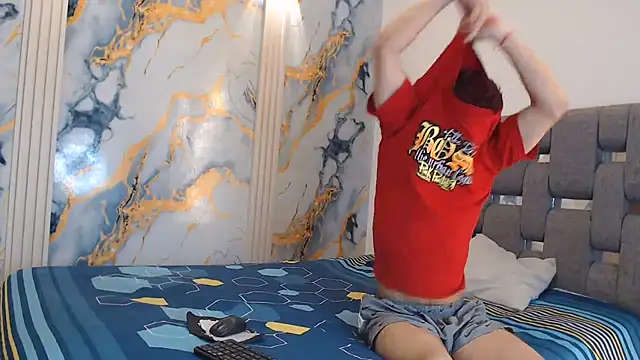 YOUNG BOYS HELL online show from July 28, 7:37 am