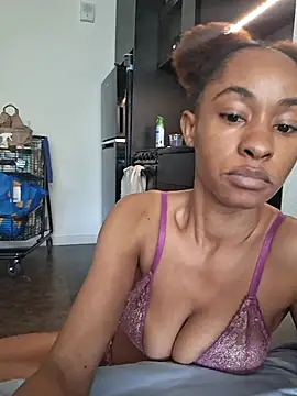 Cinnamonbunn online show from May 1, 4:55 pm