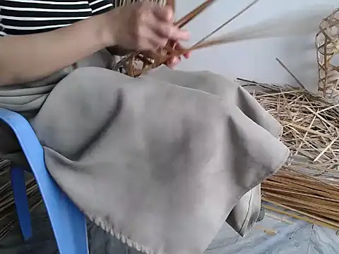 Maile88 online show from March 11, 7:14 am