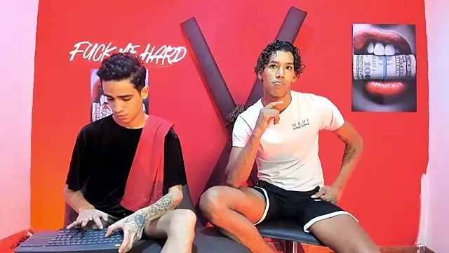 GREEN BOYS online show from February 17, 7:27 am