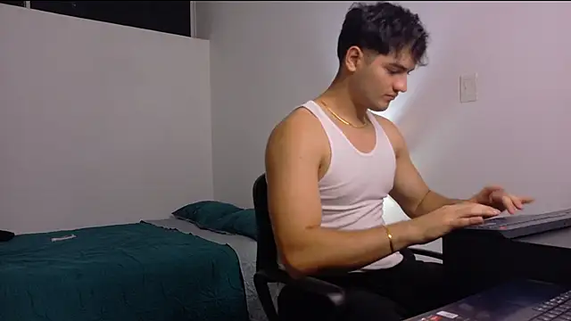 Kael Switch online show from March 18, 4:48 am