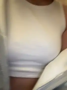 Snapshot of Sexy_lissaa chatting on March 10, 2:22 pm Sexy lissaa online show from March 10, 2:22 pm