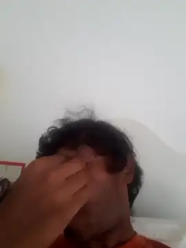 Snapshot of isuru_lakshan chatting on July 6, 10:45 am isuru lakshan online show from July 6, 10:45 am
