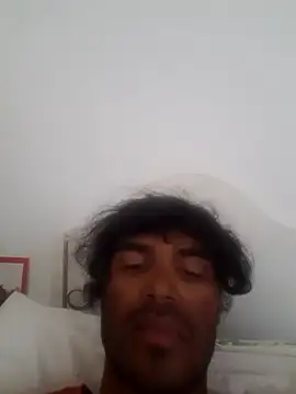Snapshot of isuru_lakshan chatting on July 7, 9:57 am isuru lakshan online show from July 7, 9:57 am