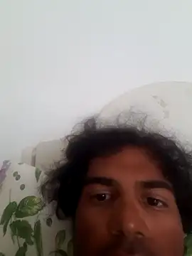 Snapshot of isuru_lakshan chatting on July 18, 3:27 pm isuru lakshan online show from July 18, 3:27 pm