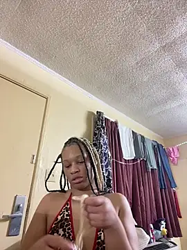 Blasiandoll2222 online show from March 12, 6:52 am