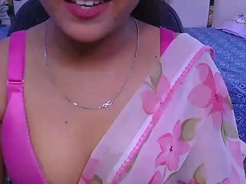 Snapshot of its-taniya chatting on June 18, 3:18 am its-taniya online show from June 18, 3:18 am