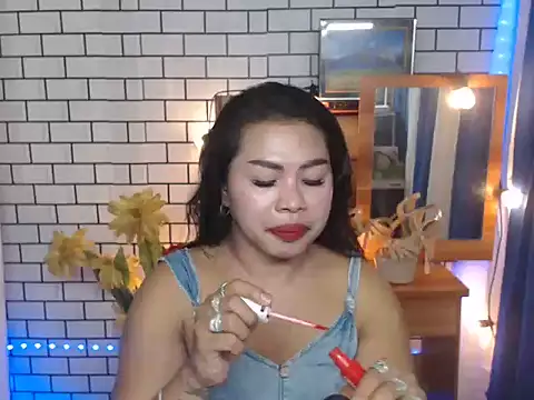 Snapshot of LovelyJessaXX chatting on June 24, 11:53 am LovelyJessaXX online show from June 24, 11:53 am