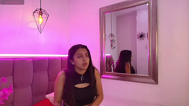 Miilky   online show from March 15, 3:45 am