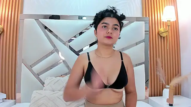  Curly Beauty online show from February 17, 4:24 pm