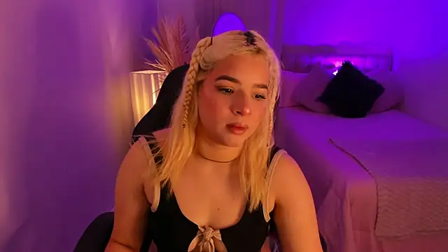 BarbieHannaB  online show from February 26, 7:02 pm