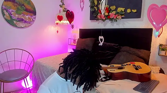 Snapshot of Mashall_lee chatting on February 20, 7:14 pm Mashall lee online show from February 20, 7:14 pm