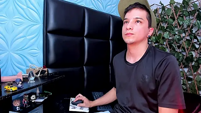 bad boy cum  online show from April 30, 1:06 pm