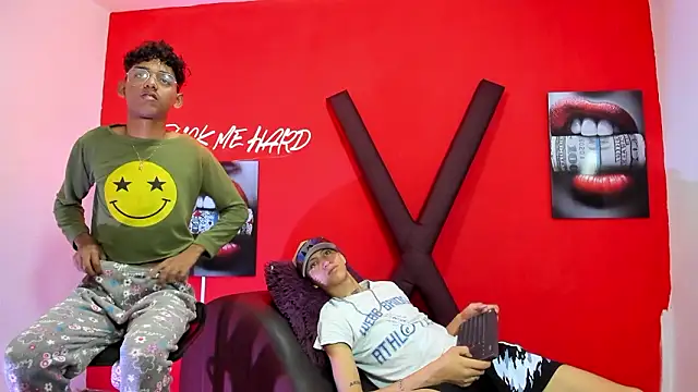 BOYS PLAY online show from March 17, 7:23 am