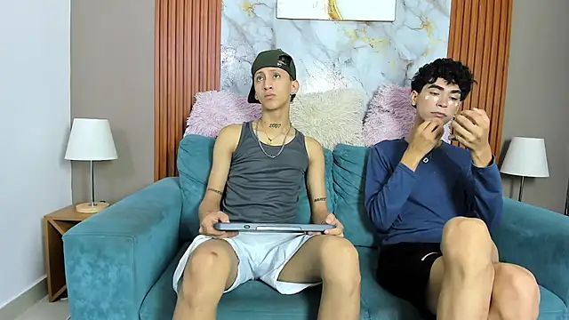 BOYS PLAY online show from April 23, 1:07 am