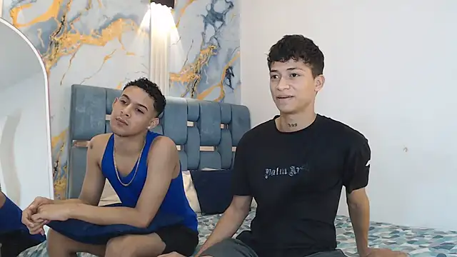 Snapshot of GOLD_BOYS chatting on March 6, 1:29 pm GOLD BOYS online show from March 6, 1:29 pm