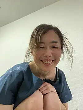 hanaworld online show from April 28, 8:58 pm