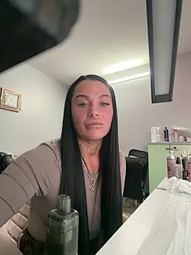 Snapshot of Darkfantisyx chatting on March 13, 12:34 pm Darkfantisyx online show from March 13, 12:34 pm