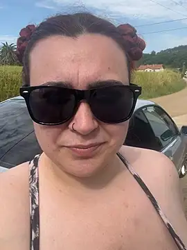 Snapshot of Sandragll chatting on June 14, 3:58 pm Sandragll online show from June 14, 3:58 pm