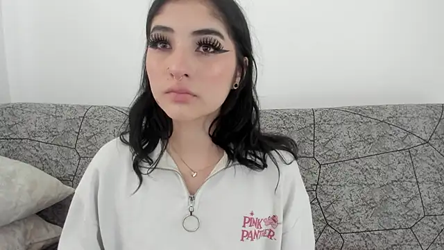 Snapshot of Kattengel_ chatting on May 7, 9:31 pm Kattengel online show from May 7, 9:31 pm