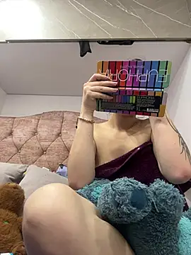 Snapshot of Kattengel_ chatting on June 24, 7:57 pm Kattengel online show from June 24, 7:57 pm