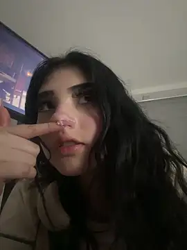 Snapshot of Kattengel_ chatting on July 1, 11:48 pm Kattengel online show from July 1, 11:48 pm