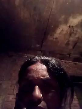 Hot re83 online show from February 19, 6:15 pm