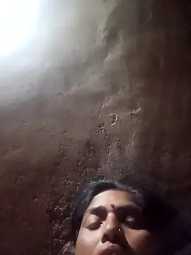 Hot re83 online show from March 11, 10:49 pm