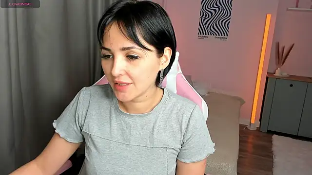 Mary Rice online show from May 1, 2:16 am