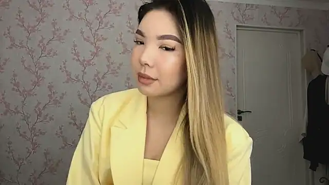 Elina Mottel online show from February 24, 9:18 am