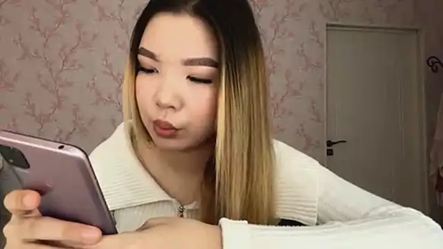 Elina Mottel online show from March 13, 10:44 am