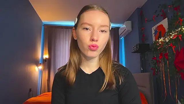 Anna Kare online show from March 25, 7:25 am