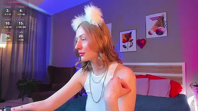 A Alise online show from February 23, 11:40 am