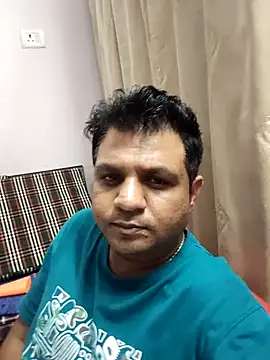 Snapshot of HOTEL_MANEGER chatting on March 31, 2:50 pm HOTEL MANEGER online show from March 31, 2:50 pm