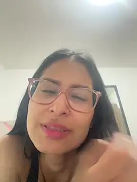 RousseBelle online show from February 27, 4:34 am