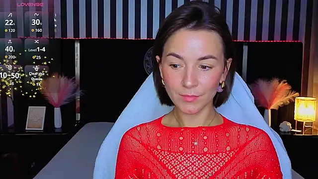 Snapshot of GracefulMichelle chatting on June 19, 7:39 pm GracefulMichelle online show from June 19, 7:39 pm