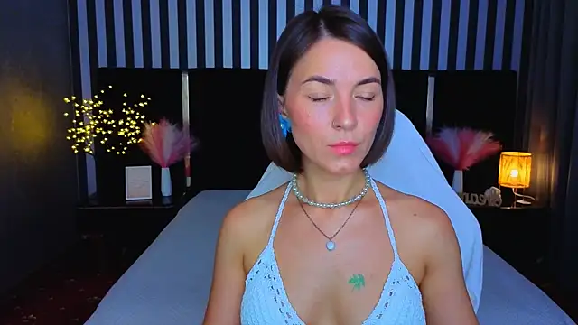 Snapshot of GracefulMichelle chatting on June 28, 7:09 pm GracefulMichelle online show from June 28, 7:09 pm