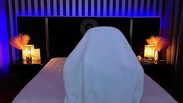 Snapshot of GracefulMichelle chatting on July 5, 7:10 pm GracefulMichelle online show from July 5, 7:10 pm