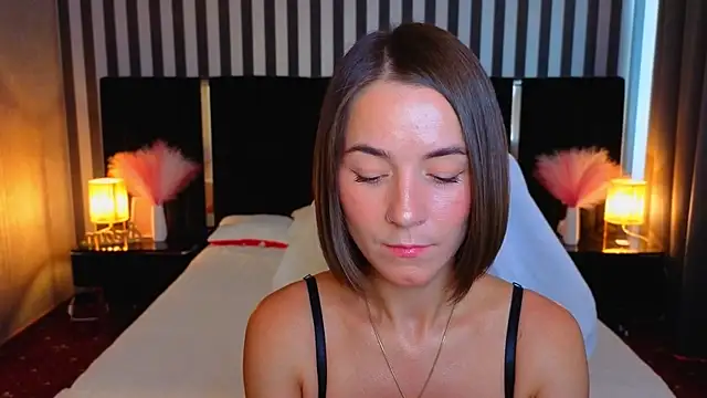 Snapshot of GracefulMichelle chatting on July 30, 2:49 pm GracefulMichelle online show from July 30, 2:49 pm