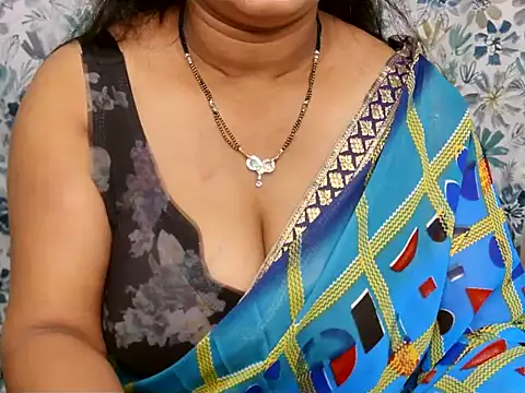 YOUR URVI  online show from March 7, 8:50 pm