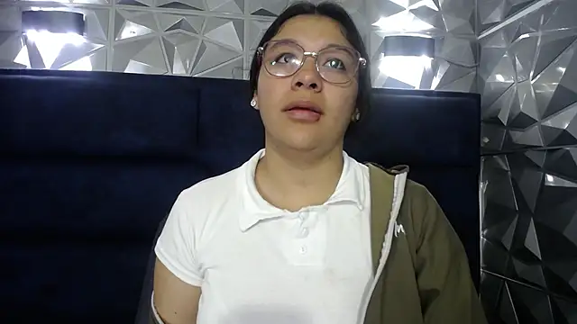 Snapshot of belen_green chatting on May 16, 1:32 pm belen green online show from May 16, 1:32 pm