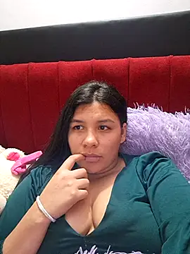 Snapshot of belen_green chatting on June 7, 12:37 am belen green online show from June 7, 12:37 am
