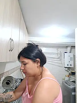 Snapshot of belen_green chatting on June 9, 1:17 am belen green online show from June 9, 1:17 am