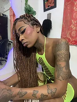 Snapshot of Sheinny_brown1 chatting on July 7, 6:58 am Sheinny brown1 online show from July 7, 6:58 am