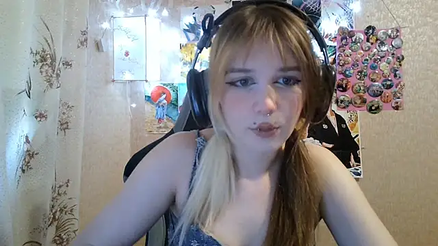 MilaTyan online show from July 18, 1:59 pm