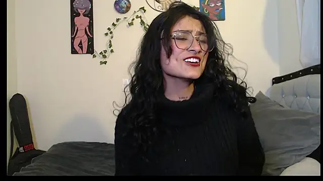 Snapshot of Lili__Clan chatting on May 29, 7:06 am Lili Clan online show from May 29, 7:06 am