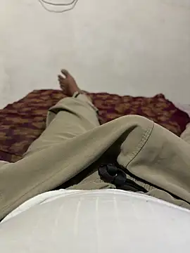Snapshot of pussylicker9927 chatting on June 22, 8:55 am pussylicker9927 online show from June 22, 8:55 am