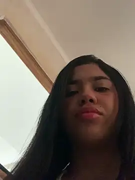 Snapshot of Lily_em chatting on June 28, 3:40 pm Lily em online show from June 28, 3:40 pm