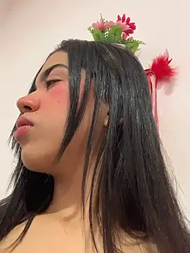 Snapshot of Lily_em chatting on July 10, 12:30 pm Lily em online show from July 10, 12:30 pm