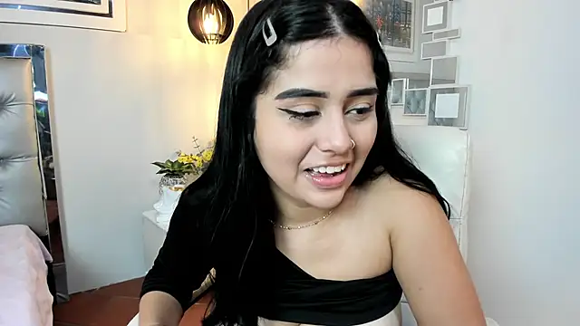 Snapshot of mila_quin chatting on May 30, 7:55 pm mila quin online show from May 30, 7:55 pm